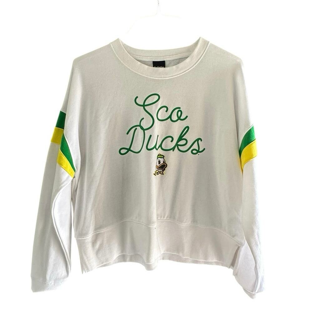 Captivating NCAA Sweatshirt Oregon Ducks Terry Crew Neck White Size Small - Picture 2 of 10